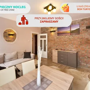 ie-apartamenty-apartament-szeroka.gdanskhotel.org/