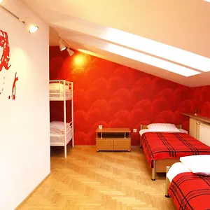cracow-old-town-guest-house.krakowhotelspoland.com/